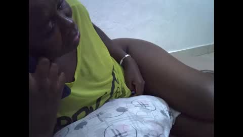 darling_ella online show from April 2026 07:59:01 PM