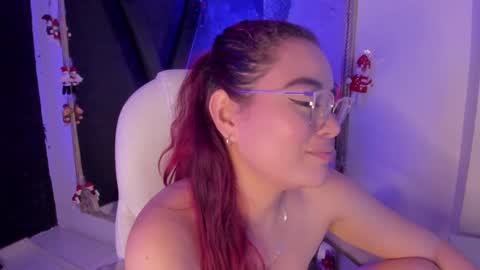 Darling online show from December 2024 04:40:01 PM