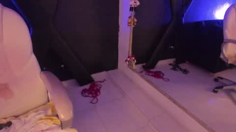 Darling online show from January 2025 07:50:02 PM