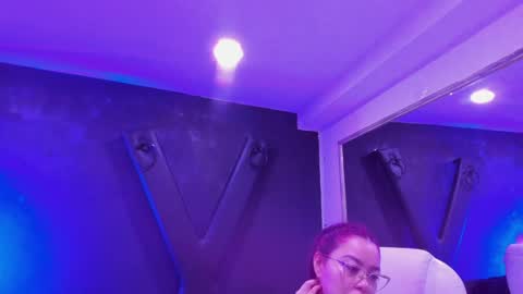 Darling online show from January 2025 01:30:01 PM