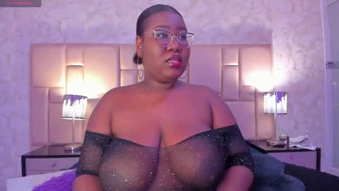 Snapshot of darnellqueen chatting on December 2024 04:34:02 AM Darnell Queen online show from December 2024 04:34:02 AM