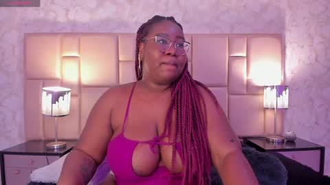 Snapshot of darnellqueen chatting on January 2025 07:27:02 AM Darnell Queen online show from January 2025 07:27:02 AM