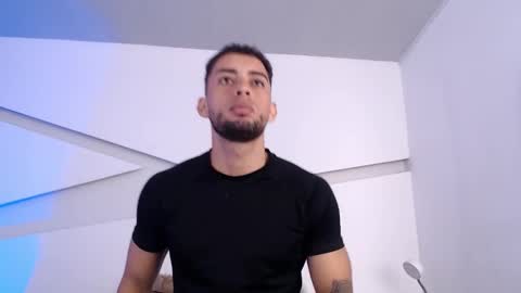 Snapshot of daron_66 chatting on November 2025 01:36:02 PM Kael online show from November 2025 01:36:02 PM