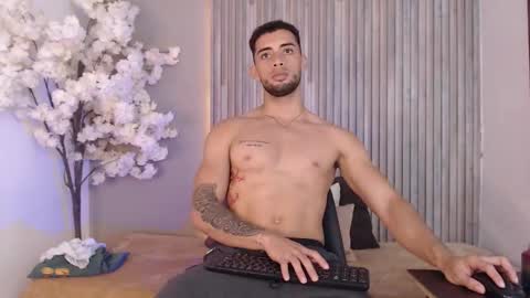 Snapshot of daron_66 chatting on December 2025 02:05:02 AM Kael online show from December 2025 02:05:02 AM