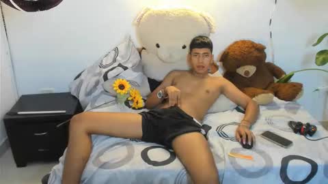 darwinandbrayan online show from March 2026 07:17:02 PM