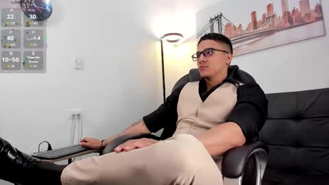 Dash online show from November 2025 11:56:02 AM