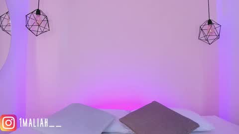 Snapshot of dasha_b chatting on October 2025 07:53:01 PM Dasha online show from October 2025 07:53:01 PM