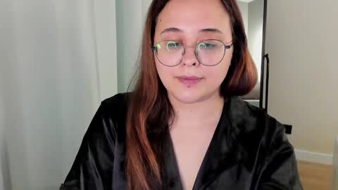 dashaprivet online show from November 2025 09:56:02 AM