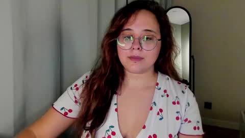 dashaprivet online show from November 2025 12:41:02 PM