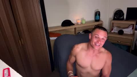 dave875126 online show from May 2026 12:18:01 AM