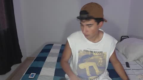 Snapshot of dave_hot1 chatting on December 2025 09:31:02 PM David online show from December 2025 09:31:02 PM