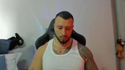 DAVE MAX online show from October 2025 02:23:02 PM