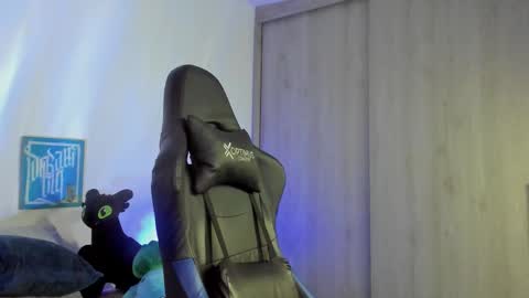 DAVE MAX online show from March 2026 03:18:01 PM