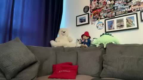 Snapshot of daveandben chatting on October 2025 10:35:02 AM DaveAndBen online show from October 2025 10:35:02 AM