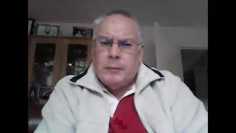 Snapshot of daveandp chatting on February 2025 02:45:01 PM Dave online show from February 2025 02:45:01 PM