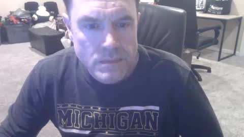 daved14u online show from November 2025 07:30:01 AM