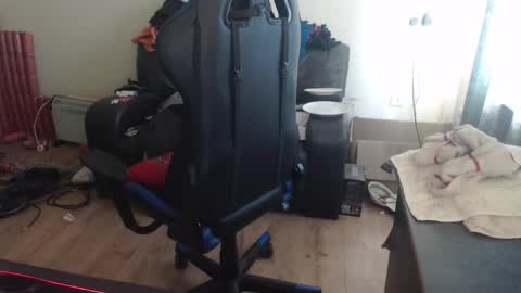 Snapshot of daver281197 chatting on February 2026 08:57:02 AM dave online show from February 2026 08:57:02 AM