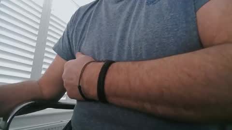 davesu12345 online show from March 2026 07:23:01 AM