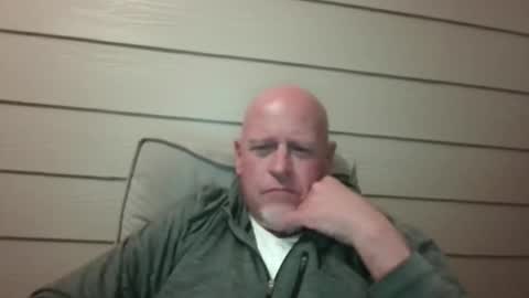 Snapshot of davetbennett7171 chatting on November 2025 04:23:02 AM davetbennett7171 online show from November 2025 04:23:02 AM