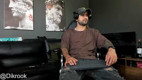 Daves online show from December 2024 01:09:02 PM