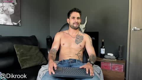 Daves online show from January 2025 03:28:02 PM