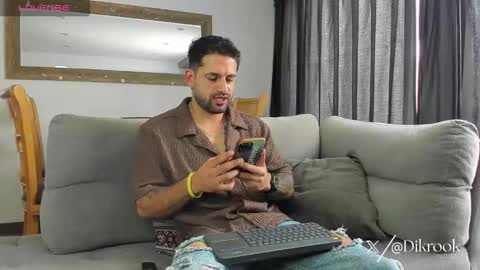 Daves online show from October 2025 12:49:02 PM