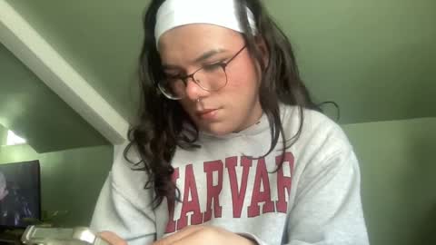 Snapshot of daveydollxoxo chatting on October 2025 09:01:01 PM daveydollxoxo online show from October 2025 09:01:01 PM