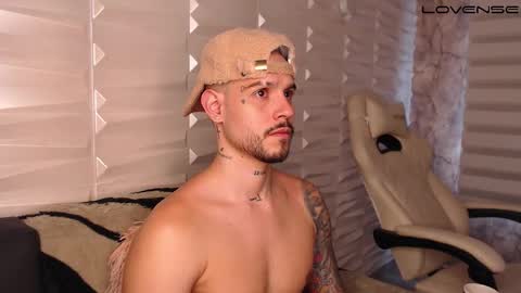 David col11 online show from November 2025 01:55:02 PM