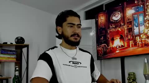 Snapshot of david_johnson372 chatting on December 2024 10:41:01 AM Hey im David that loves to explore and speak their fantasies. Very open talktative and nice. Feel free to chat with me online show from December 2024 10:41:01 AM