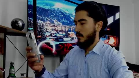 Snapshot of david_johnson372 chatting on January 2025 12:13:01 PM Hey im David that loves to explore and speak their fantasies. Very open talktative and nice. Feel free to chat with me online show from January 2025 12:13:01 PM