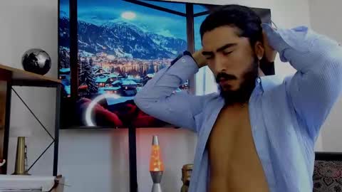Snapshot of david_johnson372 chatting on January 2025 03:19:01 PM Hey im David that loves to explore and speak their fantasies. Very open talktative and nice. Feel free to chat with me online show from January 2025 03:19:01 PM