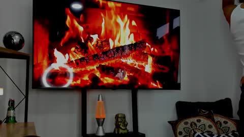Snapshot of david_johnson372 chatting on January 2025 11:43:02 AM Hey im David that loves to explore and speak their fantasies. Very open talktative and nice. Feel free to chat with me online show from January 2025 11:43:02 AM