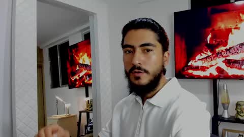 Snapshot of david_johnson372 chatting on January 2025 02:35:01 AM Hey im David that loves to explore and speak their fantasies. Very open talktative and nice. Feel free to chat with me online show from January 2025 02:35:01 AM