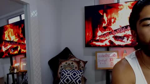 Snapshot of david_johnson372 chatting on January 2025 10:54:01 PM Hey im David that loves to explore and speak their fantasies. Very open talktative and nice. Feel free to chat with me online show from January 2025 10:54:01 PM