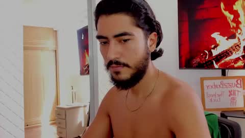 Snapshot of david_johnson372 chatting on January 2025 03:47:02 PM Hey im David that loves to explore and speak their fantasies. Very open talktative and nice. Feel free to chat with me online show from January 2025 03:47:02 PM