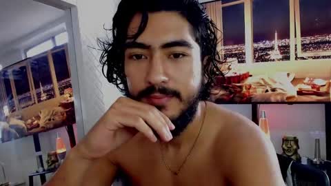 Snapshot of david_johnson372 chatting on January 2025 12:29:01 PM Hey im David that loves to explore and speak their fantasies. Very open talktative and nice. Feel free to chat with me online show from January 2025 12:29:01 PM