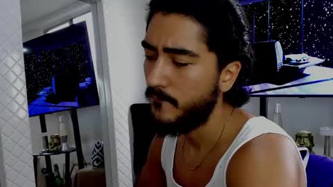 Snapshot of david_johnson372 chatting on February 2025 12:02:02 PM Hey im David that loves to explore and speak their fantasies. Very open talktative and nice. Feel free to chat with me online show from February 2025 12:02:02 PM
