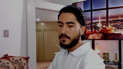 Snapshot of david_johnson372 chatting on February 2025 01:03:01 PM Hey im David that loves to explore and speak their fantasies. Very open talktative and nice. Feel free to chat with me online show from February 2025 01:03:01 PM