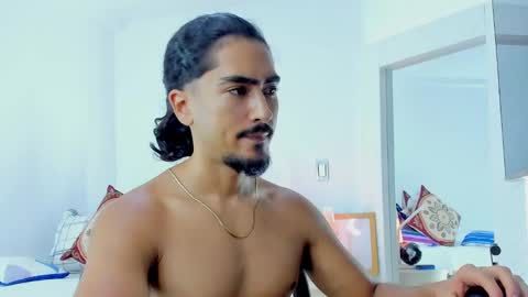 Snapshot of david_johnson372 chatting on September 2025 01:28:01 AM Hey im David that loves to explore and speak their fantasies. Very open talktative and nice. Feel free to chat with me online show from September 2025 01:28:01 AM