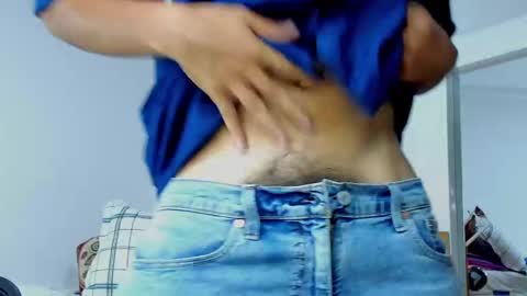 Snapshot of david_johnson372 chatting on September 2025 12:43:01 AM Hey im David that loves to explore and speak their fantasies. Very open talktative and nice. Feel free to chat with me online show from September 2025 12:43:01 AM