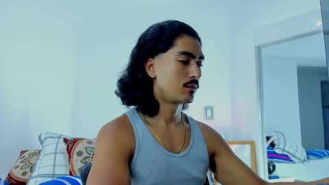Snapshot of david_johnson372 chatting on September 2025 12:56:02 AM Hey im David that loves to explore and speak their fantasies. Very open talktative and nice. Feel free to chat with me online show from September 2025 12:56:02 AM