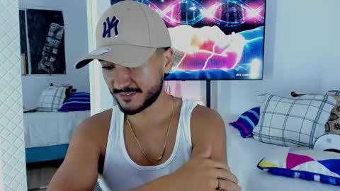 Hey im David that loves to explore and speak their fantasies. Very open talktative and nice. Feel free to chat with me online show from March 2026 01:23:02 AM