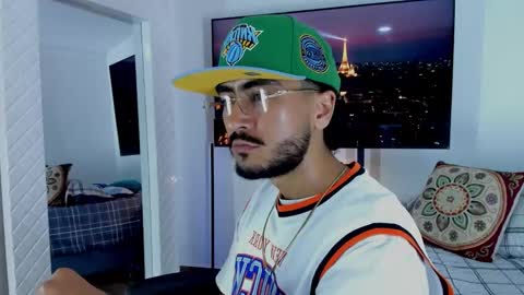 Hey im David that loves to explore and speak their fantasies. Very open talktative and nice. Feel free to chat with me online show from March 2026 02:50:02 AM