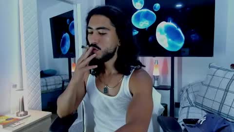 Hey im David that loves to explore and speak their fantasies. Very open talktative and nice. Feel free to chat with me online show from May 2026 11:44:02 PM