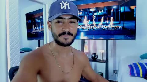 Hey im David that loves to explore and speak their fantasies. Very open talktative and nice. Feel free to chat with me online show from June 2026 12:27:02 AM