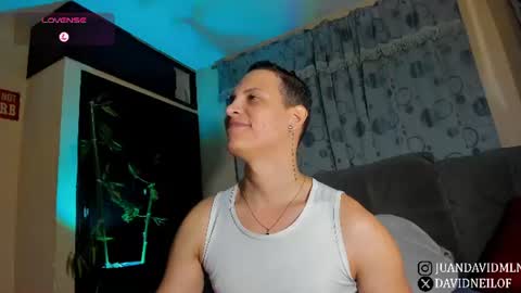 Snapshot of david_neill chatting on June 2026 11:09:01 PM David Neill online show from June 2026 11:09:01 PM