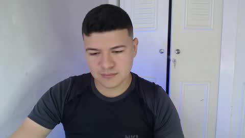 Snapshot of david_smit_ chatting on October 2025 05:00:01 PM david smit online show from October 2025 05:00:01 PM