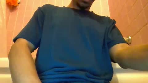 Snapshot of davidbigdick24 chatting on November 2025 09:05:02 PM David online show from November 2025 09:05:02 PM