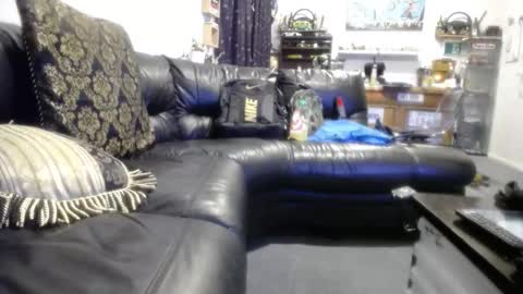Snapshot of davidcamazda chatting on October 2025 03:12:01 PM davidcamazda online show from October 2025 03:12:01 PM