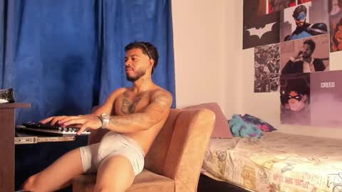 Snapshot of davide_daniels chatting on March 2026 12:53:01 PM Davide online show from March 2026 12:53:01 PM